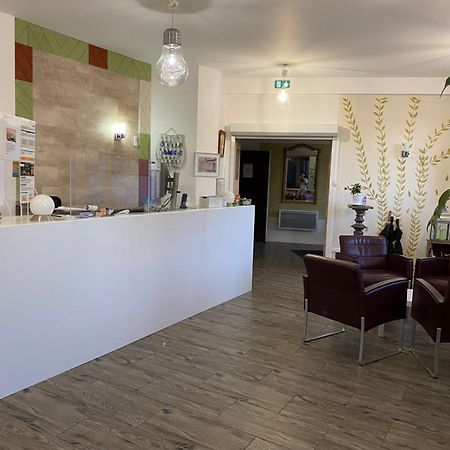 Hotel Le Saint Amand Exterior foto